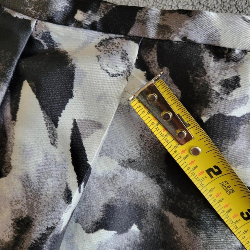 Blondie Nites by Stacy Skylar Skirt Womens Size 8 Floral Black ALine Pleated - Picture 8 of 8